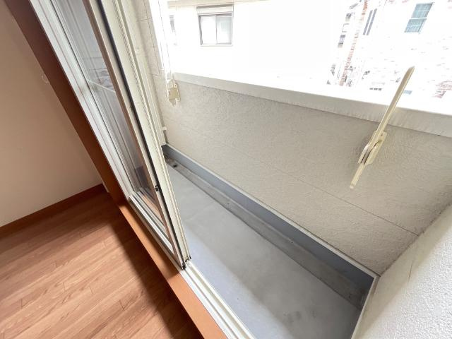 クレストール川島のバルコニー|ベランダ