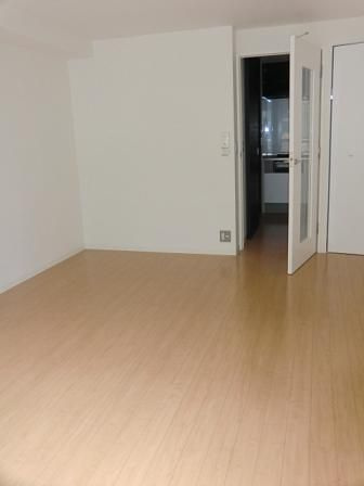 アボリアスハウス笹塚の洋室