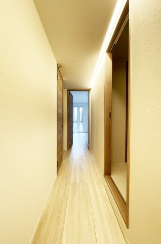 アーネスト安宅の内装