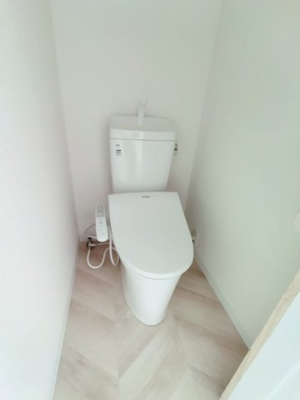 【トイレ】 | BLAN CUBE西山 | 清潔感のあるトイレです