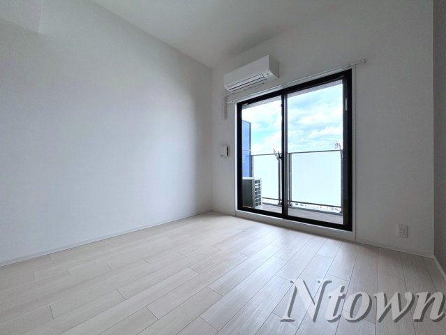 【居間・リビング】 | S-RESIDENCE今池駅前 | こちらの居間で趣味の時間をお楽しみください