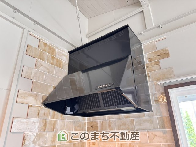 宇都宮市下田原町平屋住宅のキッチン|お料理の匂いもスッキリ♪シンプルデザインで掃除も簡単‼