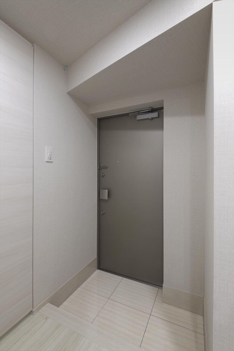 DIPS西日暮里の玄関