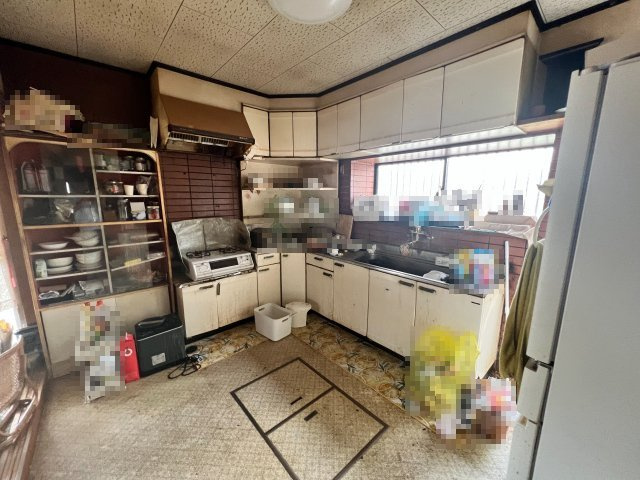 朝倉市古毛　7DKのキッチン