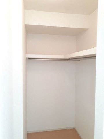 ラ　ポール西浜　Ｂの収納