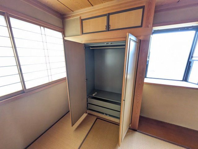 トライヴァーレの周辺