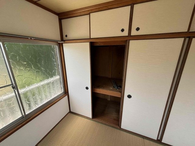 多井畑戸建の収納