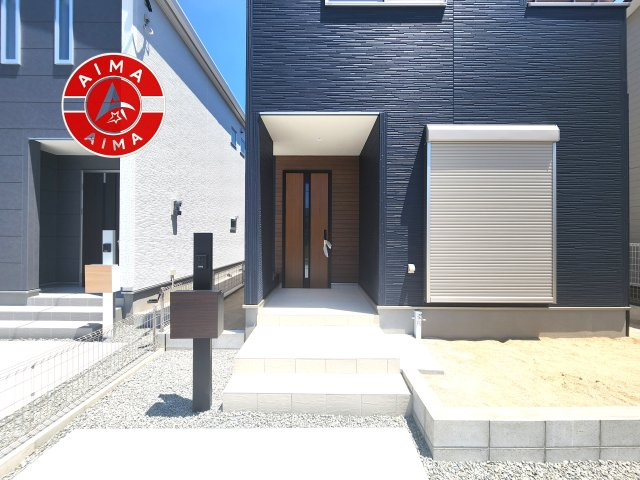 福岡市東区三苫2丁目第2-3棟（3号棟）の玄関|おでかけの時も帰った時も、「我が家」を最初に感じでもらえる素敵な空間に。