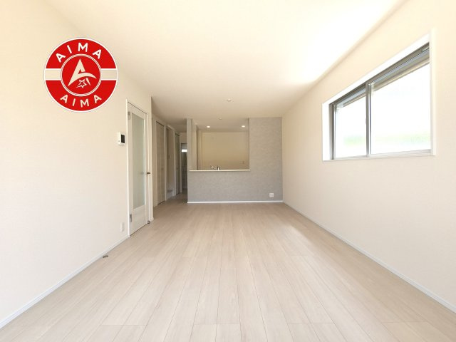 福岡市東区三苫2丁目第2-3棟（3号棟）の居間・リビング|多くの時間を過すことになるリビングだからこそ、いつも穏やかな空間・解放感が味わえ毎日が充実します。