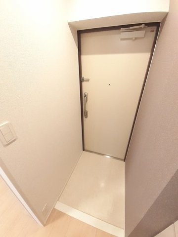 カーサ　アリビオの玄関