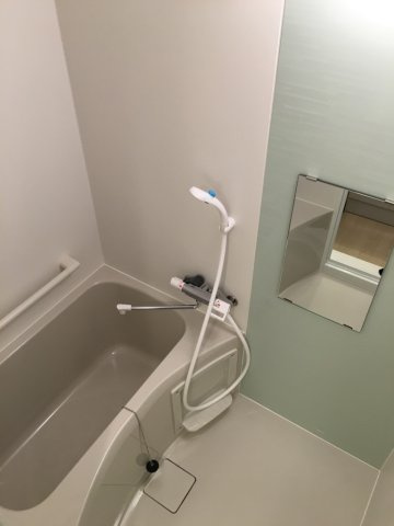 クレイノエテルノの浴室|同タイプの別物件の為実際とは異なります。