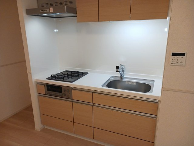 ラピスラズリ港北のキッチン