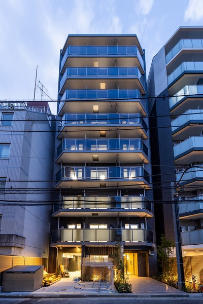 ＡＺＥＳＴ横濱関内