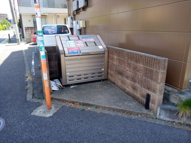 【その他】 | レオパレスラ　ファミーユ