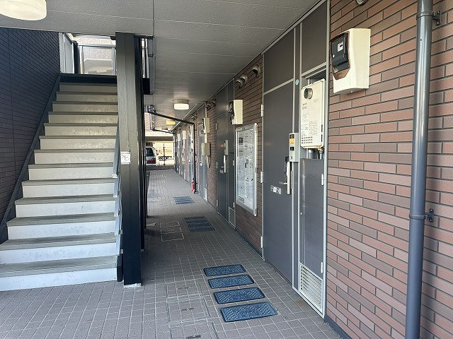 レオパレス蒔田のその他|1階共用廊下です。