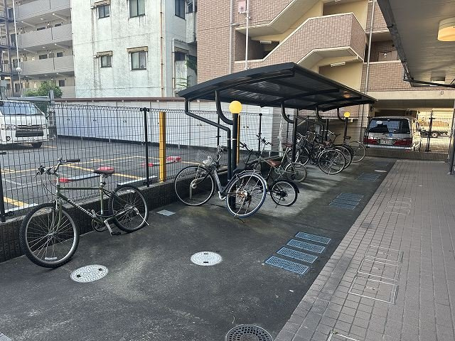 レオパレス蒔田のその他|駐輪場です。