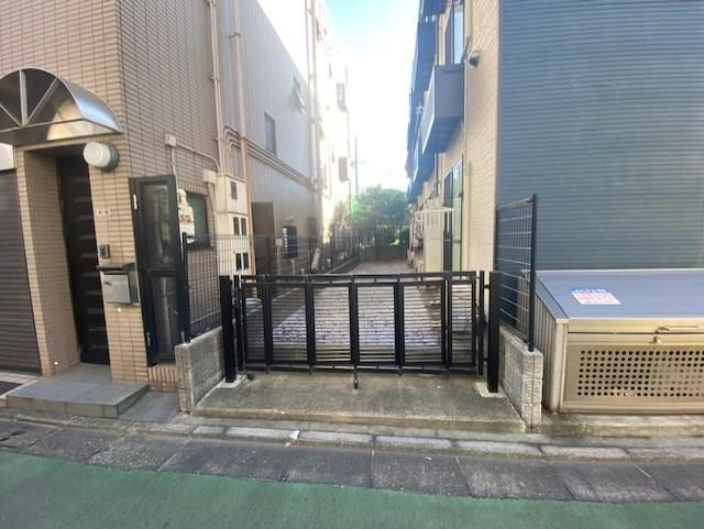 レオパレス時田　楓館のエントランス