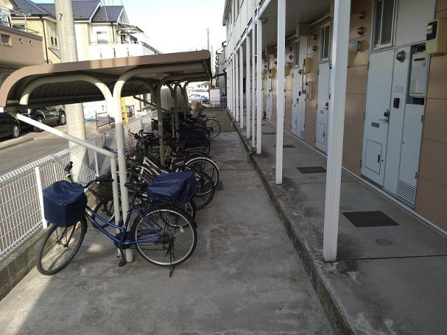 【その他】 | レオパレス綱島西 | 駐輪場　自転車＆原付のみ駐輪可