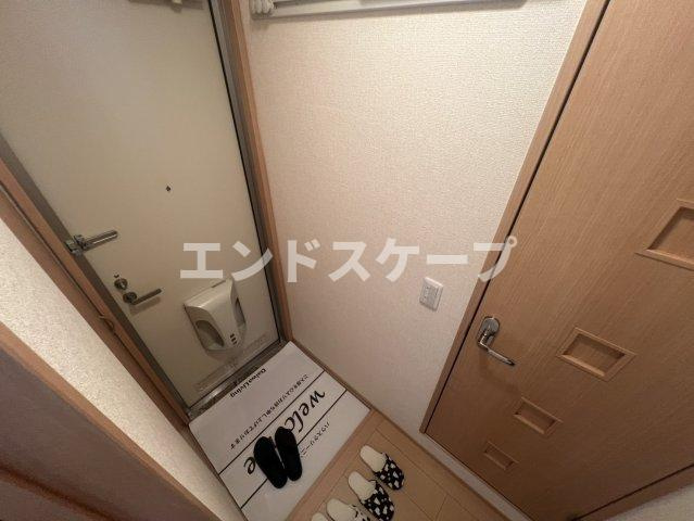 マリオーネ八千代の玄関|高崎、前橋エリアのお部屋探しはエンドスケープまで！お客様の理想お聞かせ下さい♪