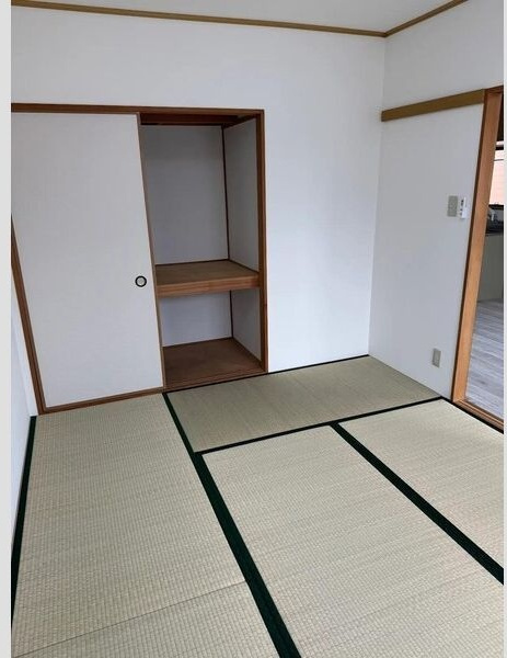 サンヒルズA・B・C棟の和室