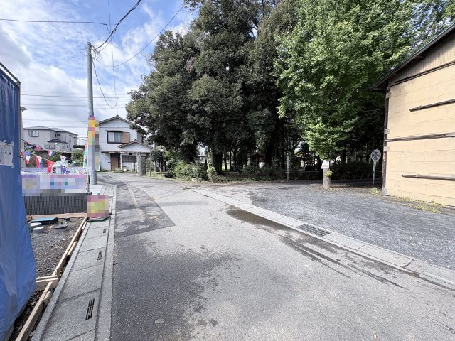 【前面道路含む現地写真】 | 深谷市本住町　Livele Garden.s　新築戸建　全3棟　3号棟 | 8/16撮影