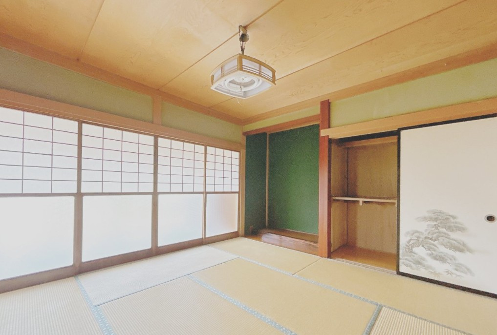 中古戸建　富士宮市小泉　土地面積278.66㎡ (84.29坪)の和室