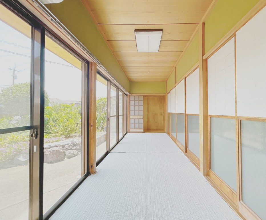 中古戸建　富士宮市小泉　土地面積278.66㎡ (84.29坪)のその他共用部分|広縁