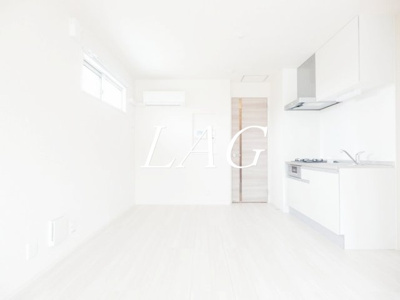 【居間・リビング】 | コスモス | 洋室のお部屋です。