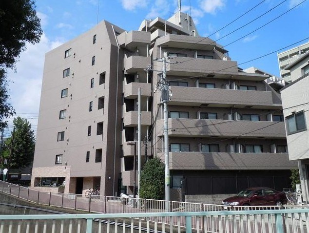 杉並区方南２丁目の賃貸マンションの外観