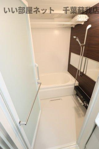 シャルムの浴室|落ち着いた空間のお風呂です