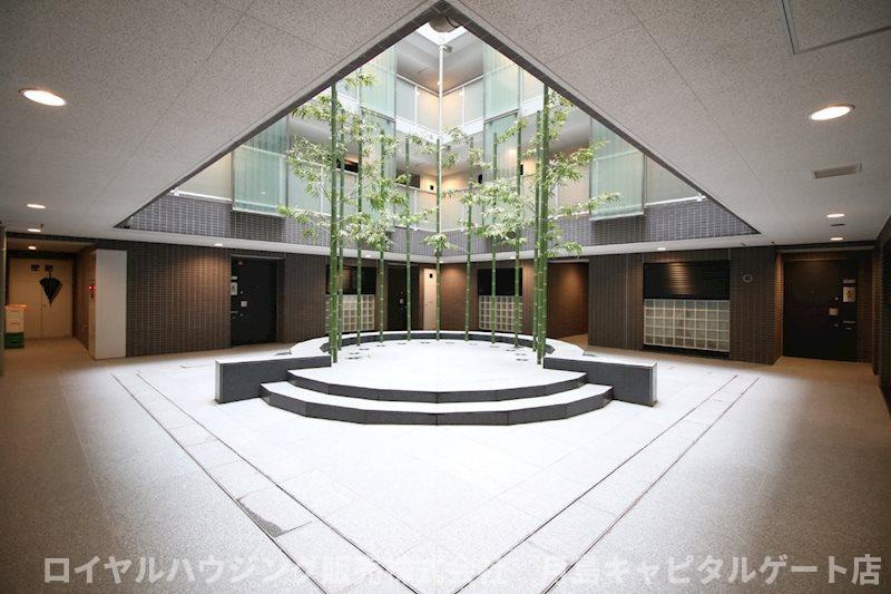 屋上。隅田川を眺めることが出来ます。