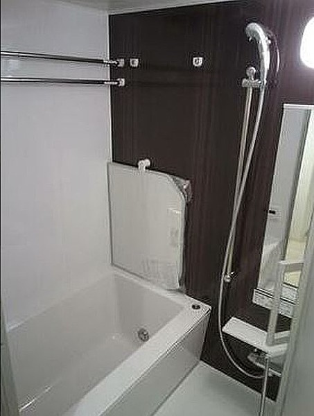 インプレストコア四谷坂町の浴室|清潔感のあるバスルーム