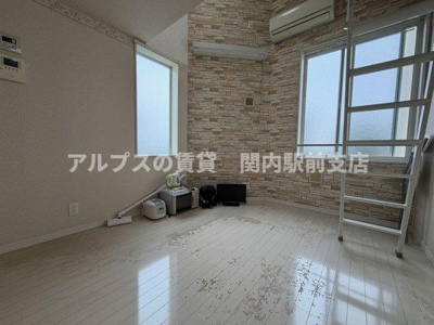 【居間・リビング】 | サザンテラス井土ヶ谷 | 原状回復工事中