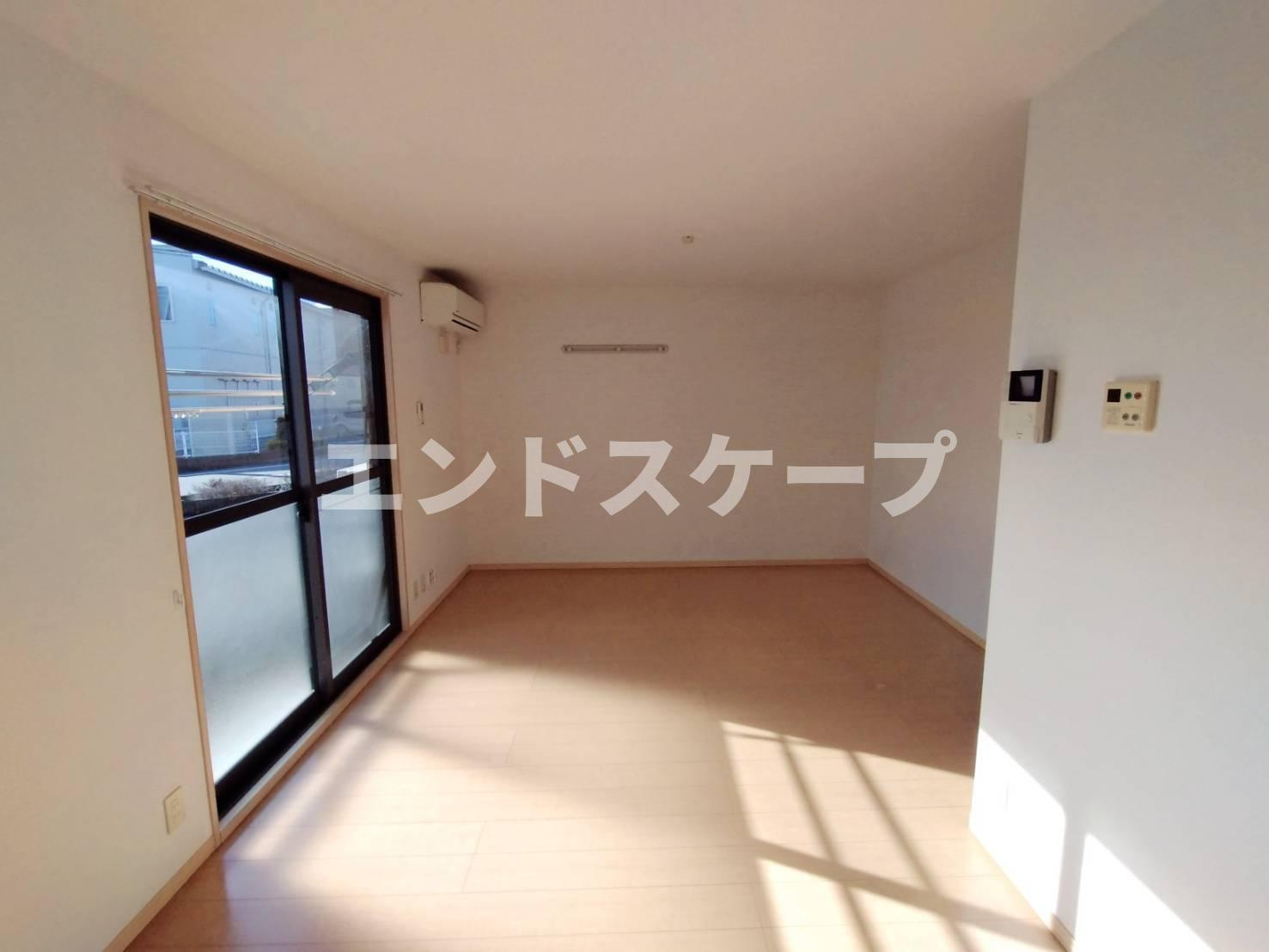 メゾンプレジール　Aの居間・リビング|高崎、前橋エリアのお部屋探しはエンドスケープまで！お客様の理想お聞かせ下さい♪