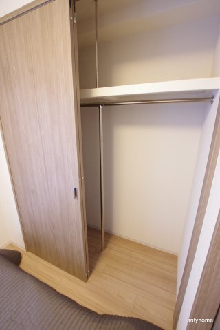 クレストコート靭公園　仲介手数料無料の収納