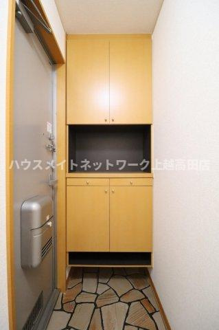 グランシャリオ Ｂの玄関|玄関
