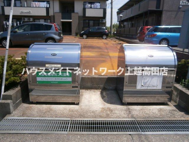 グランシャリオ Ｂのその他|ゴミステーション（市回収）