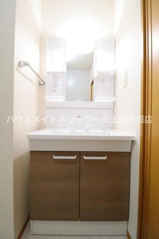 グランシャリオ Ｂの独立洗面台|洗髪洗面化粧台