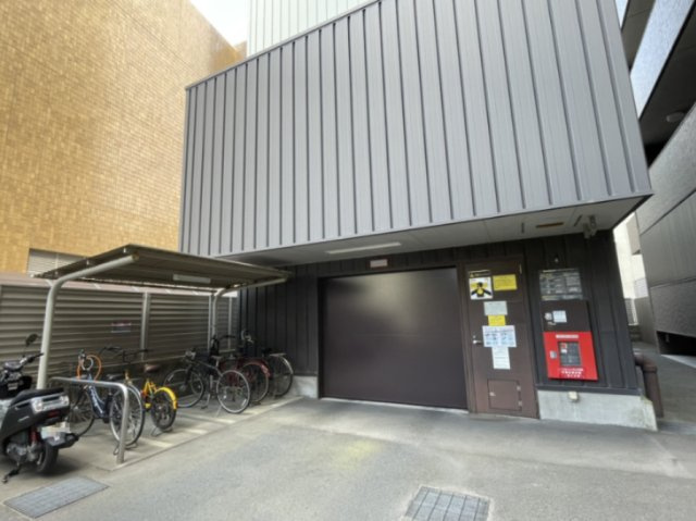 アルファステイツ鴨池の駐車場
