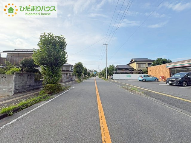 日立市十王町友部　売地の前面道路含む現地写真|南側道路につき日当り良好！