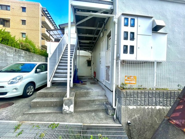 ラヴィアンヌ芦屋のエントランス