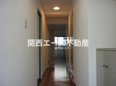 【玄関】 | シロハイヌ小阪