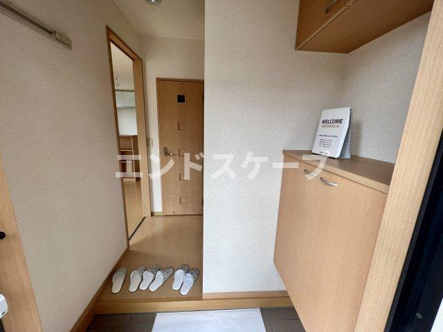 メゾンプレジールCの玄関|高崎、前橋エリアのお部屋探しはエンドスケープまで！お客様の理想お聞かせ下さい♪