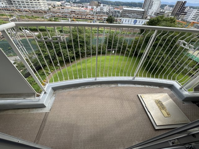 西武拝島ハイツ1号棟のバルコニー