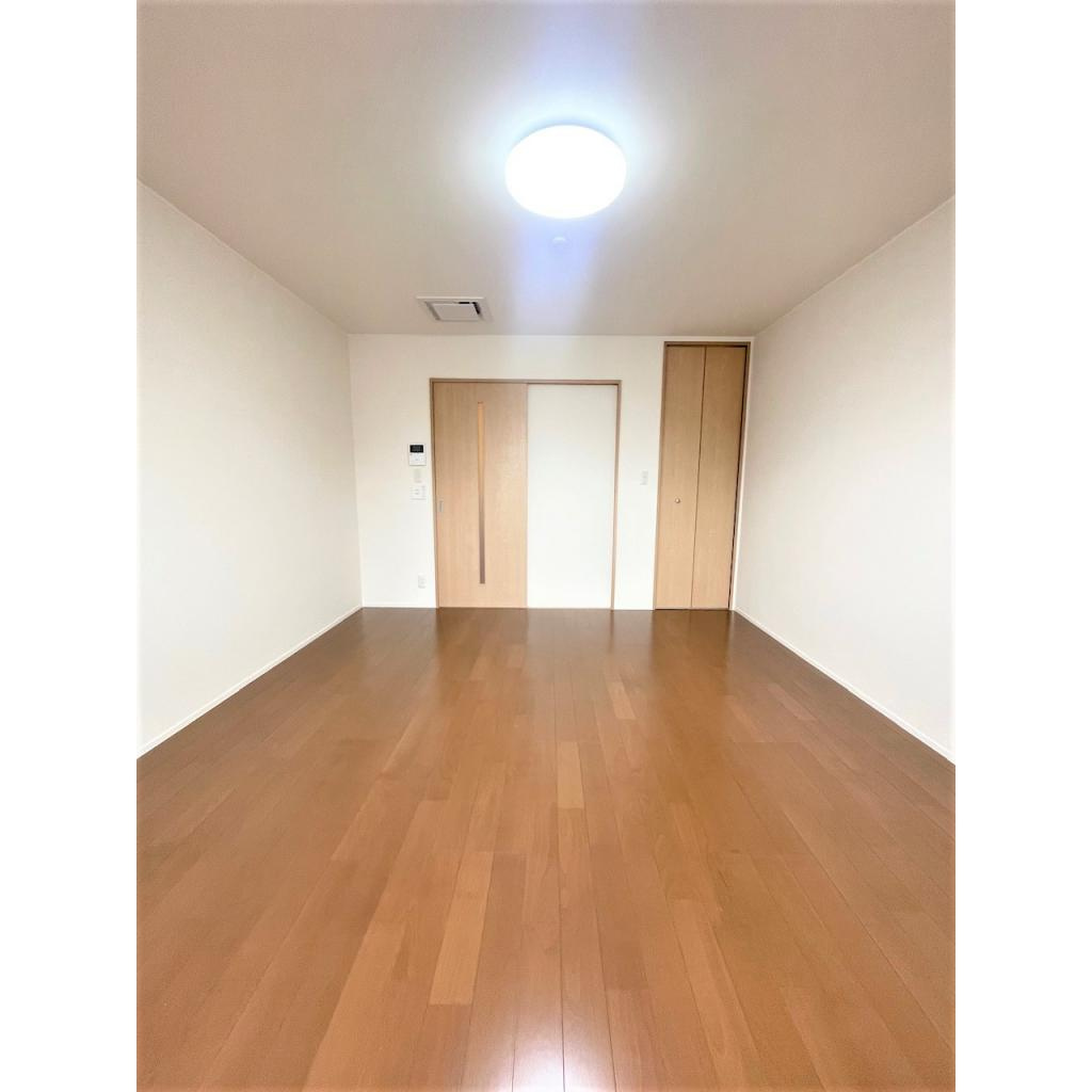 パル　クレールの寝室|※写真は205のもの