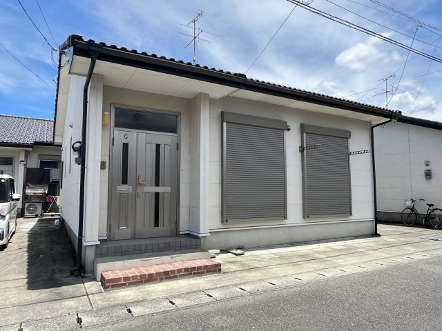 柿本貸家
