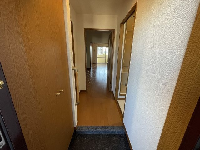 ギャラン吉野町の玄関