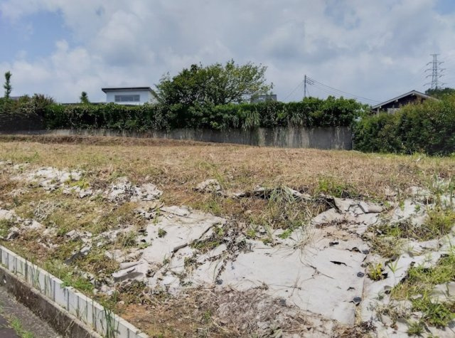 売土地　駿東郡長泉町東野の外観|緑豊かな住環境で、ゆとりある住まいづくりが叶います。開放感あふれるロケーションです。