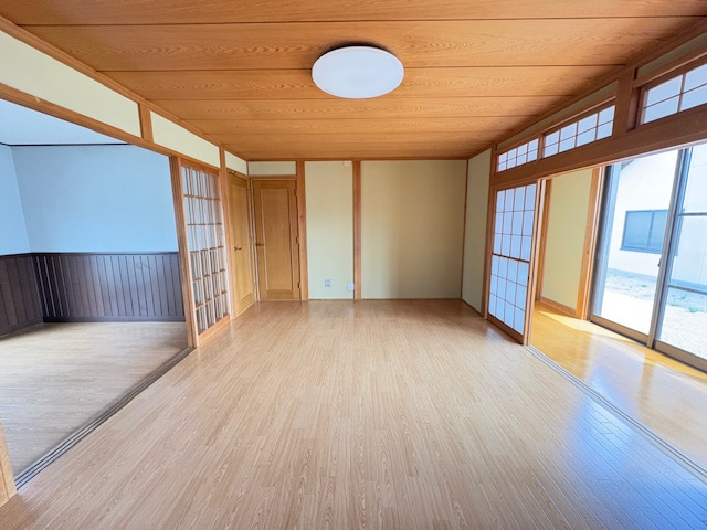 上里町大字金久保　中古3800の居間・リビング