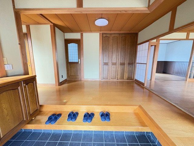 上里町大字金久保 中古3800｜前道6m以上 土地100坪以上 平坦地｜藤岡